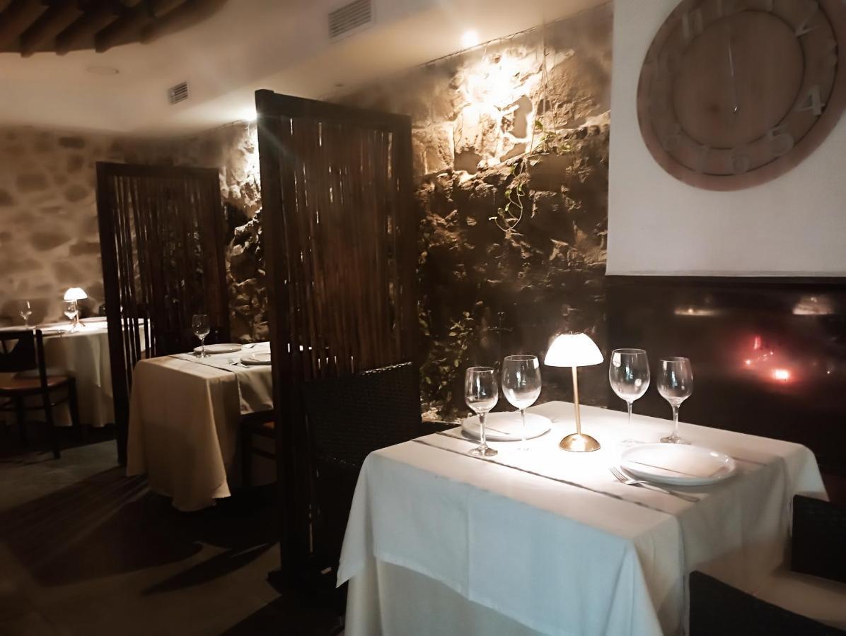 Restaurante & Hotel Rural El Mirador De Trevejo,Ideal Para Parejas Villamiel Kültér fotó